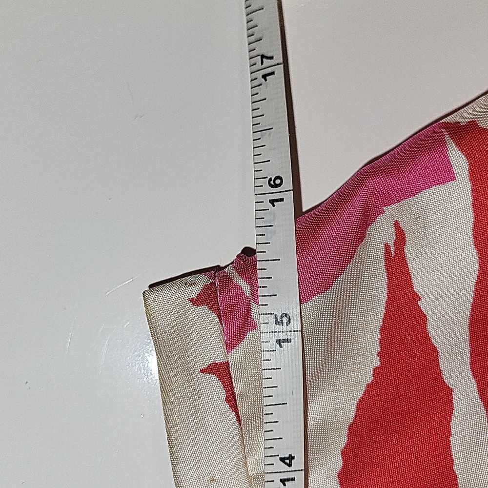 Never worn Pink and White Maggy London Skirt (12) - Picture 8 of 11